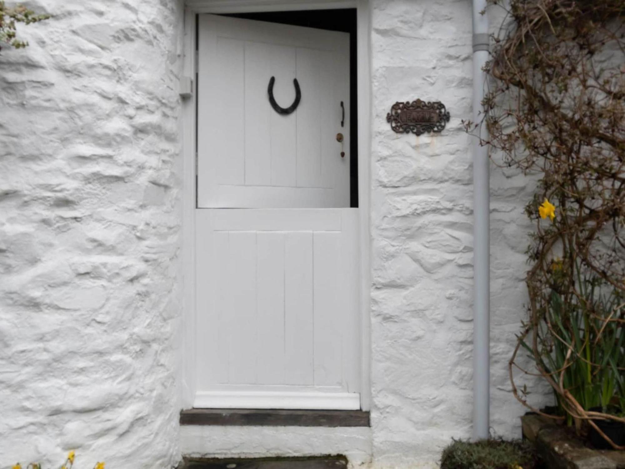 Secluded Holiday Home In Ceredigion With Garden Pennant  Exteriör bild